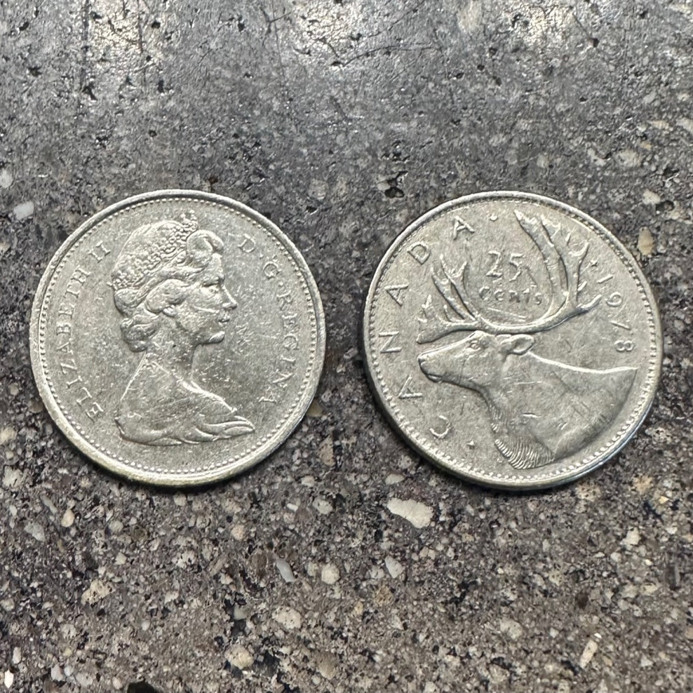 Canada Caribou 25 Cents coin (front on left and back on right side) - Mountainstruck Coin Jewelry