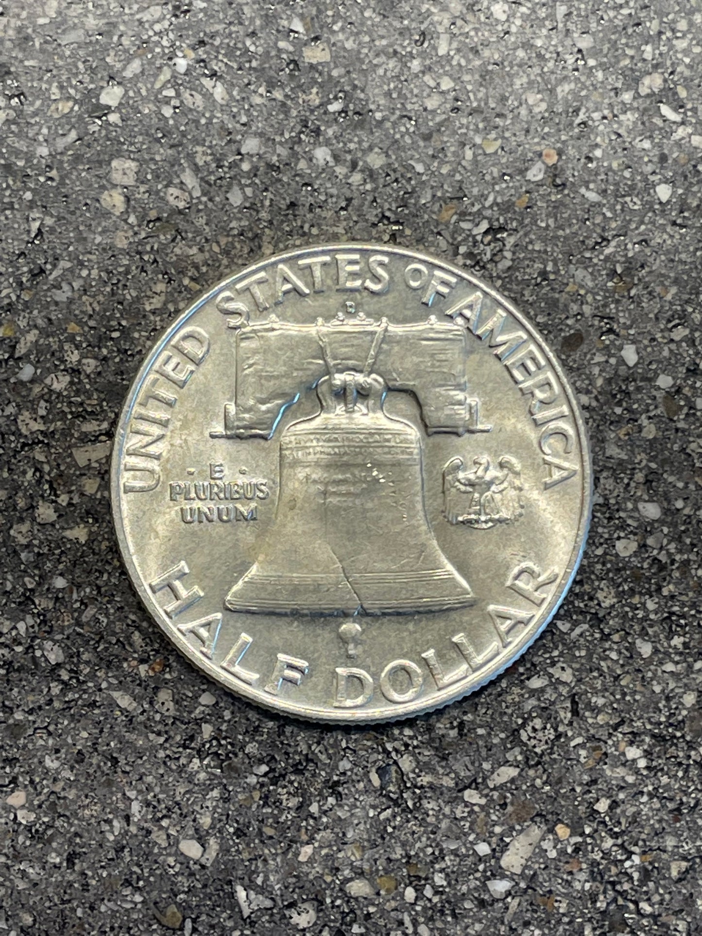 U.S. Cracked Liberty Bell Half Dollar Coin back- Mountainstruck Coin Jewelry
