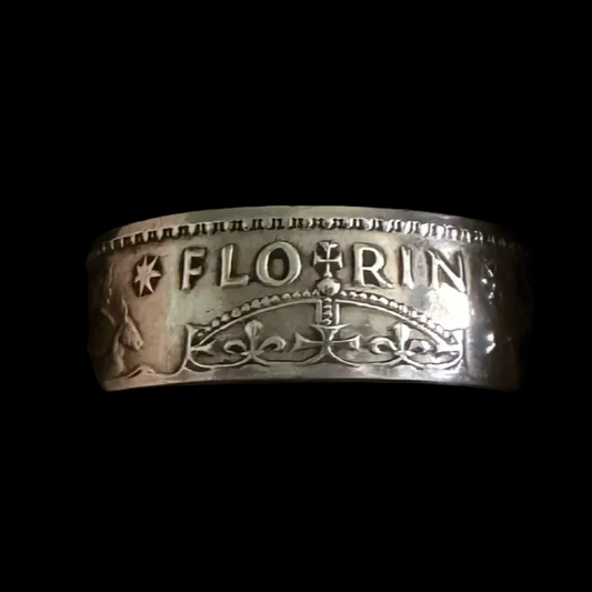 Australia Florin Silver Coin Ring in a brown kraft box on a black velvet background. - Mountainstruck Coin Jewelry