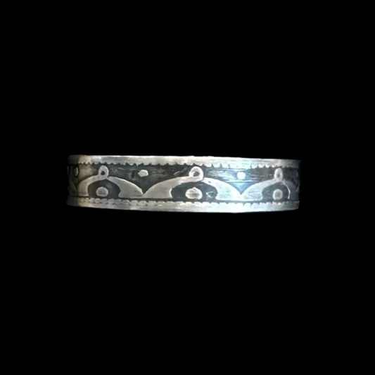 Newfoundland 10 Cents Silver Coin Ring in a brown kraft box on a black velvet background. - Mountainstruck Coin Jewelry