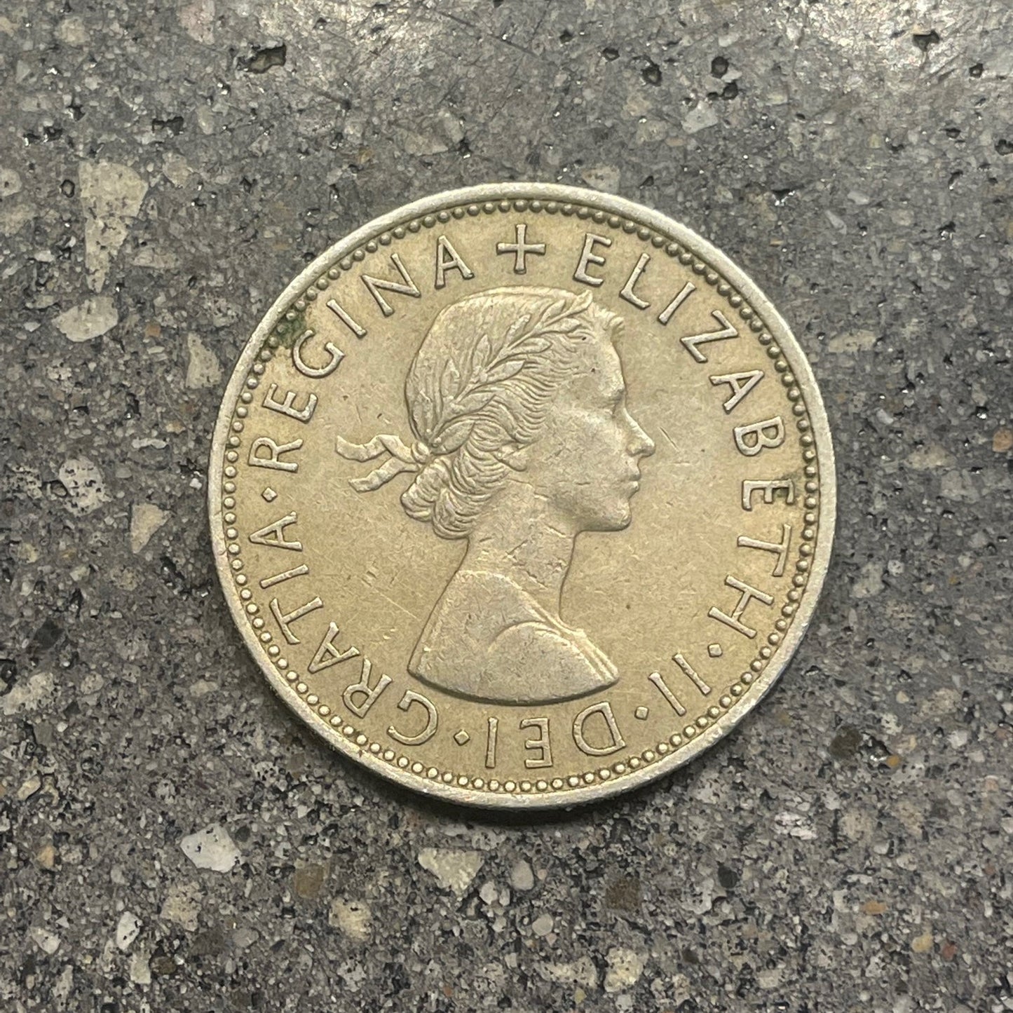 UK Two Shillings Coin front - Mountainstruck Coin Jewelry