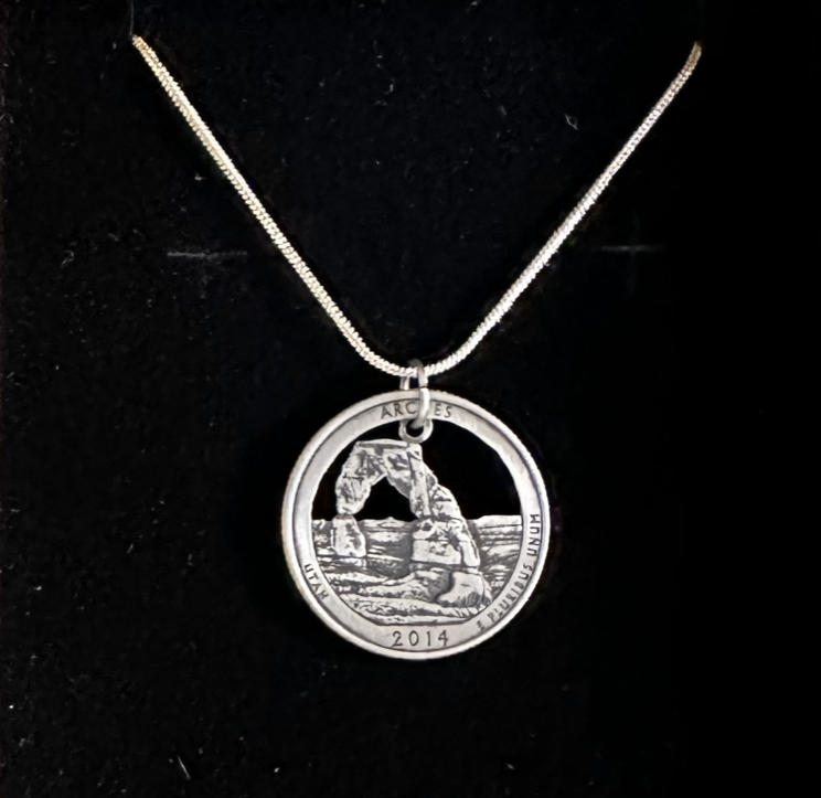 U.S. Arches National Park Necklace