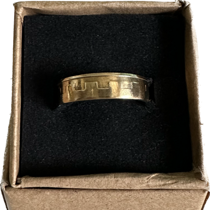 Italy 200 Lire Coin Ring in a brown kraft box on black velvet background. - Mountainstruck Coin Jewelry
