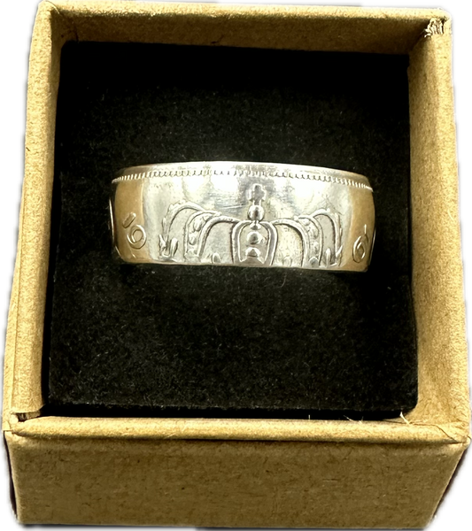 Netherlands 2.5 Gulden Silver Coin Ring in a brown kraft box on a black velvet background. - Mountainstruck Coin Jewelry