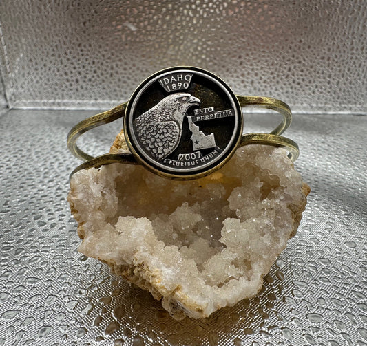 U.S. State Quarter Hand Cut Bronze Coin Bracelet featuring Idaho on a geode - Mountainstruck Coin Jewelry
